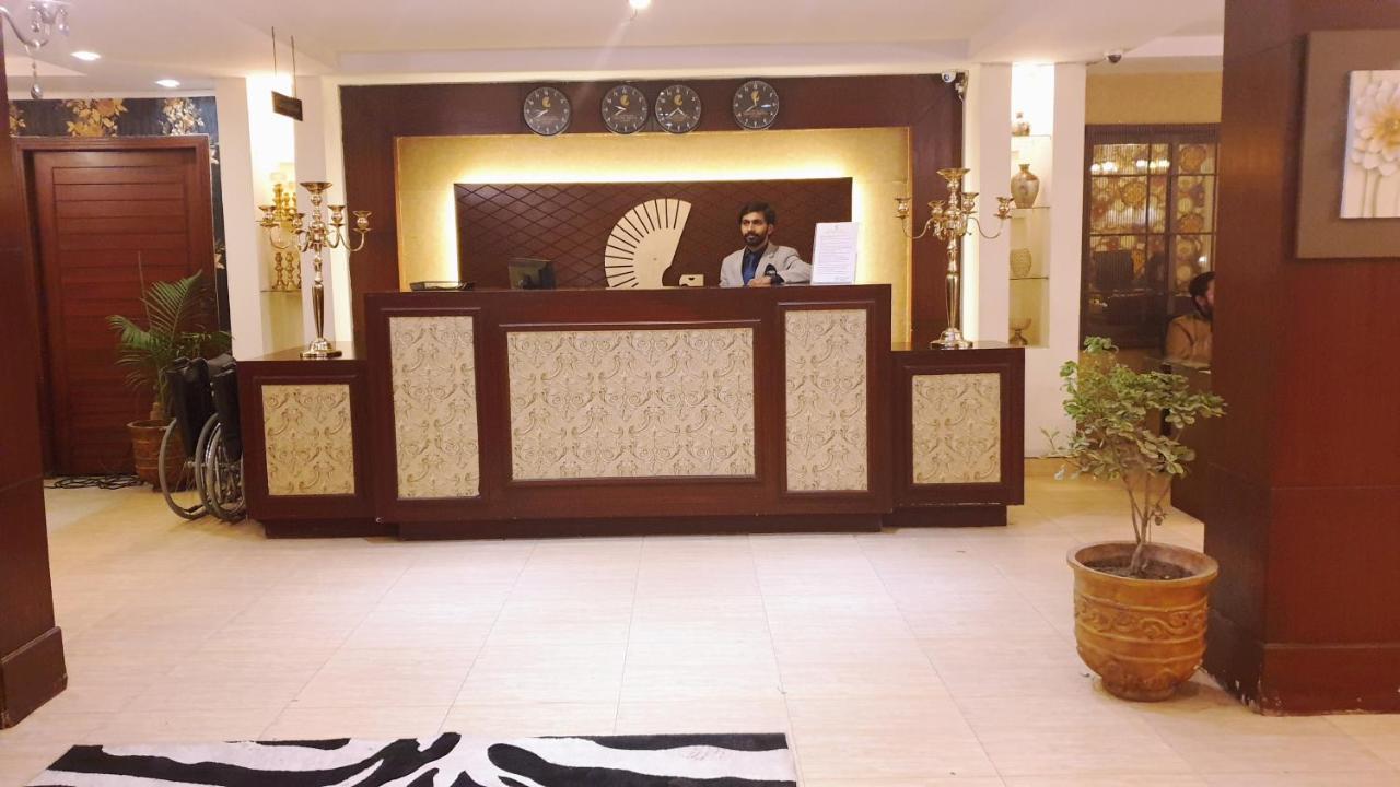 Hotel Grand Arena Равалпинди Екстериор снимка