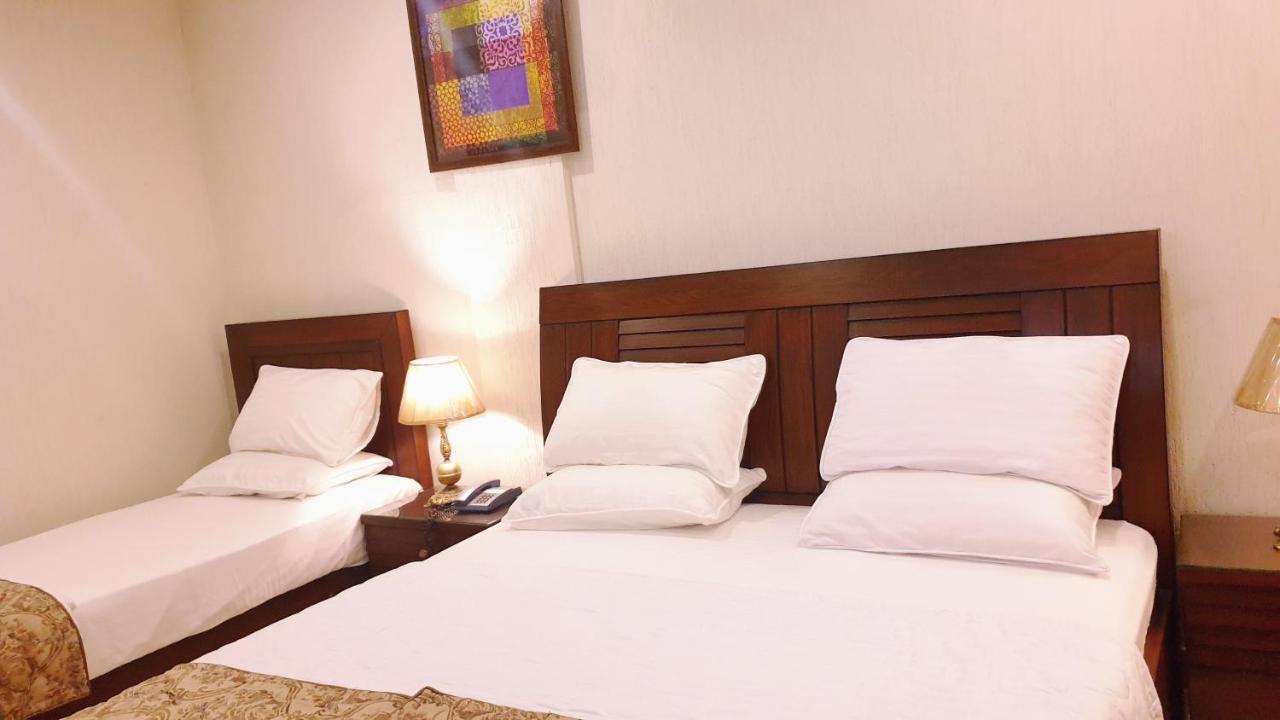 Hotel Grand Arena Равалпинди Екстериор снимка