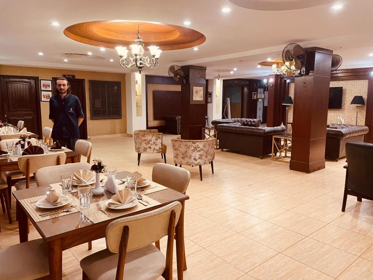Hotel Grand Arena Равалпинди Екстериор снимка