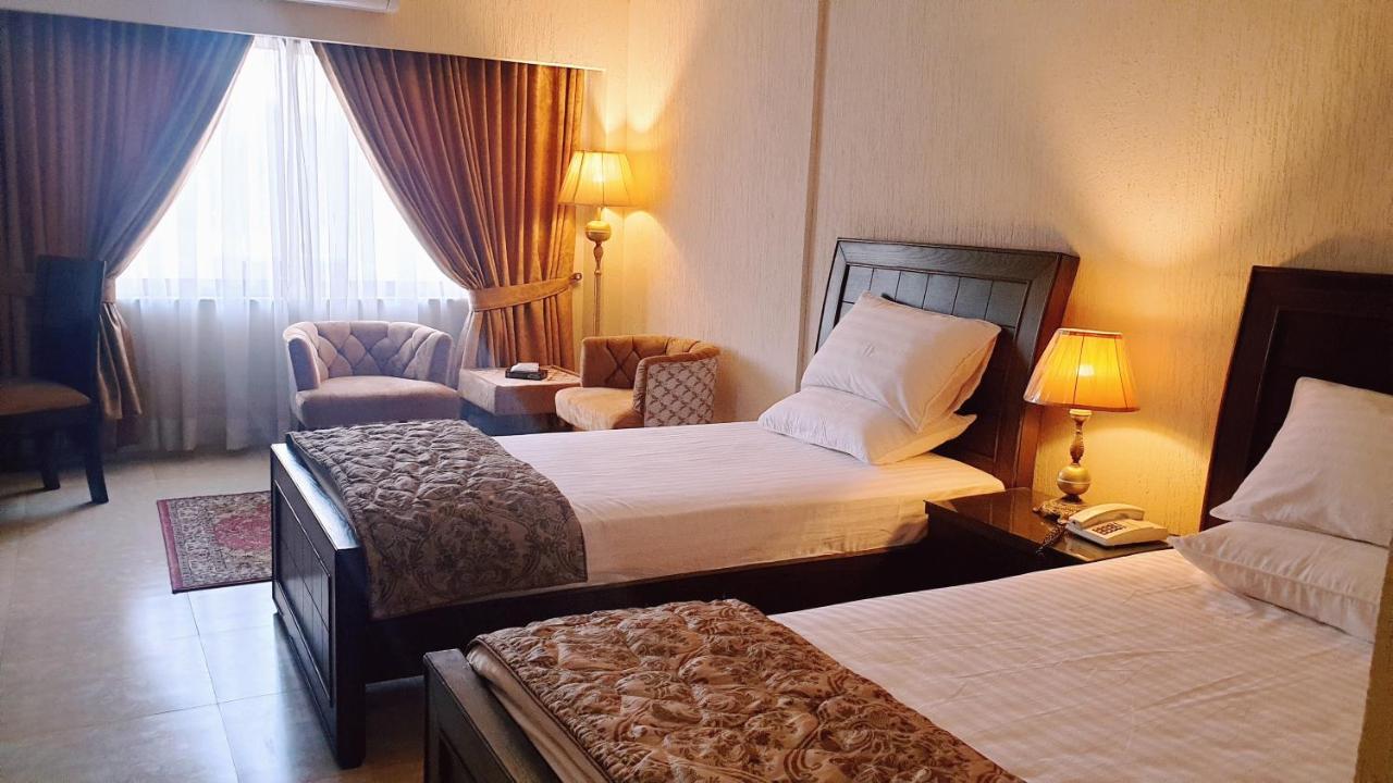 Hotel Grand Arena Равалпинди Екстериор снимка