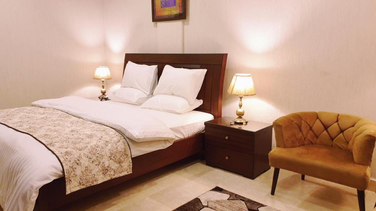 Hotel Grand Arena Равалпинди Екстериор снимка
